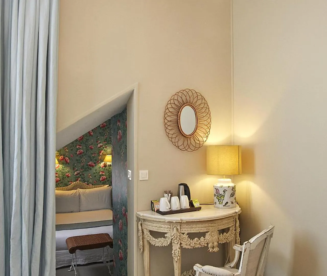 Hotel Du Danube Saint Germain 3*